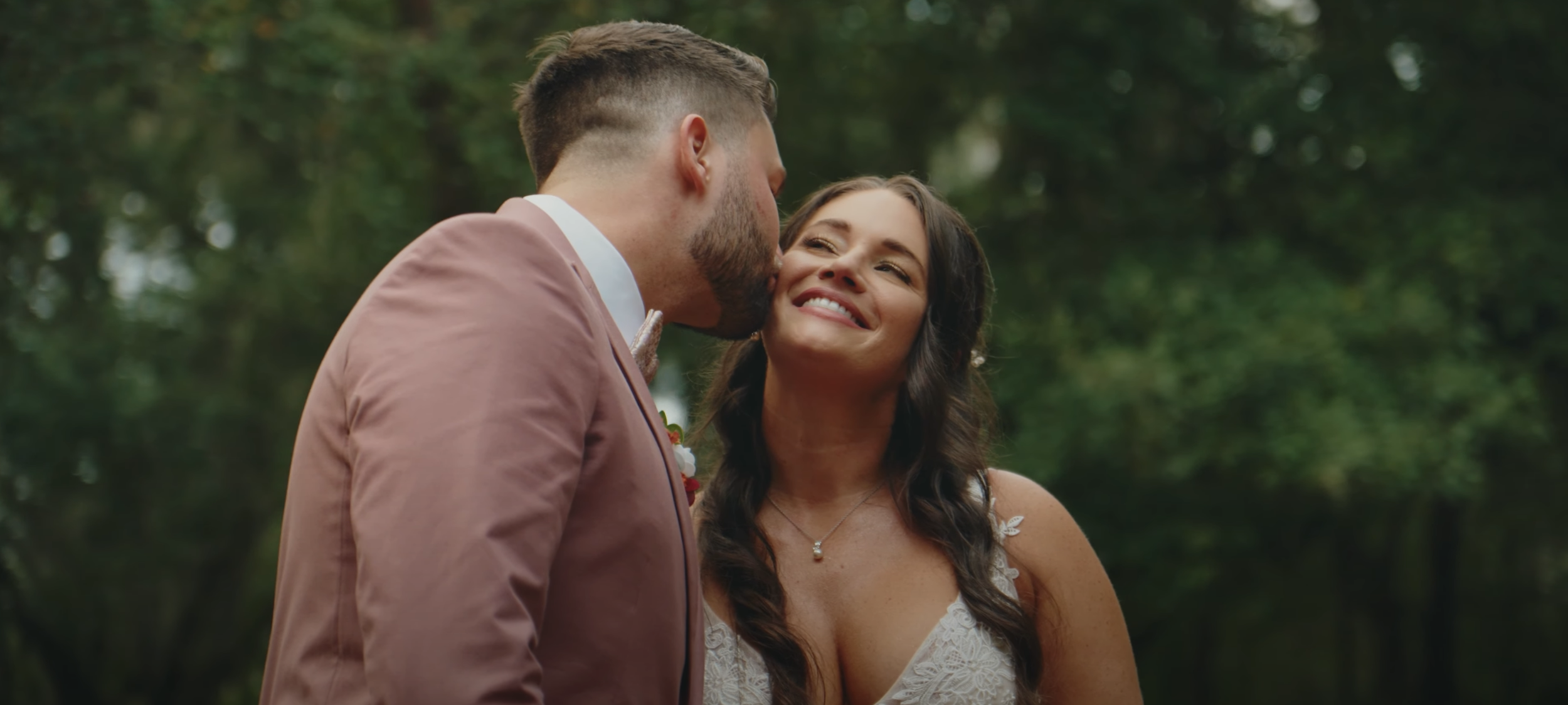 Wedding balloon release ceremony